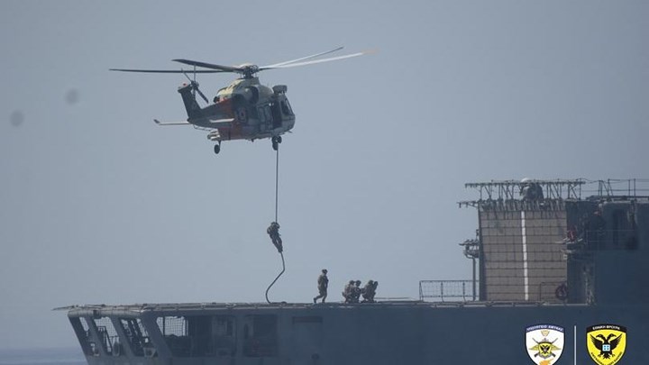 Ο Αρχηγός ΓΕΕΘΑ ετοιμάζει πολυεθνικό αντιτουρκικό τείχος στη Μεσόγειο