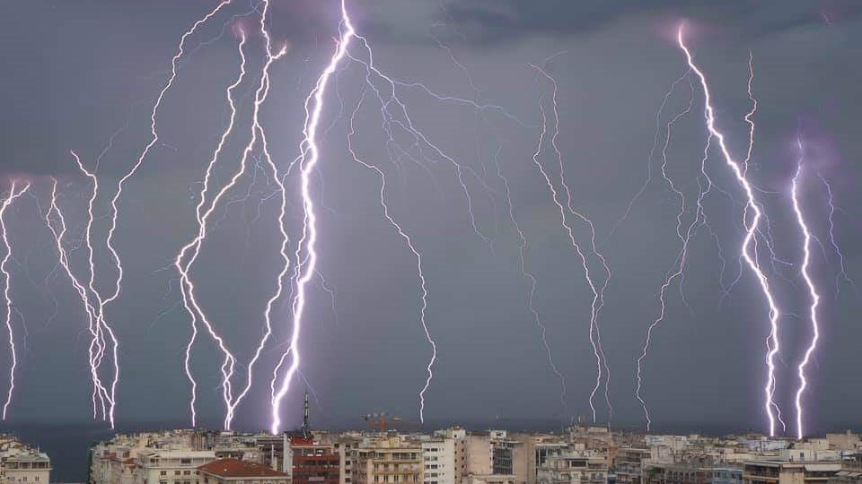 Καιρός: Έκτακτο δελτίο επιδείνωσης – Έρχεται κακοκαιρία και στην Αττική