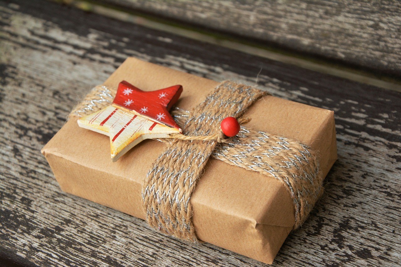 Χριστούγεννα: Τι πρέπει να προσέξετε κατά τις αγορές σας μέσω ταχυδρομείου