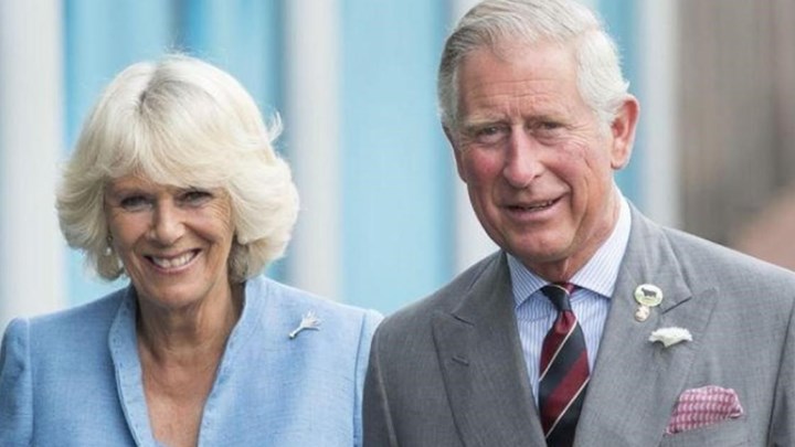 Το “The Crown” έφερε μπελάδες σε Κάρολο και Καμίλα – “Μπλόκαραν” τα σχόλια στο Twitter