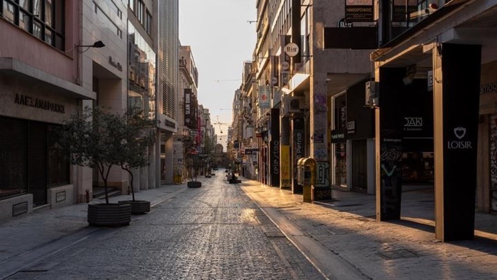 Κορονοϊός: Ανησυχία για τη μεγάλη ενδοοικογενειακή διασπορά – “Δεν μπορεί να σπάσει η αλυσίδα της μετάδοσης”