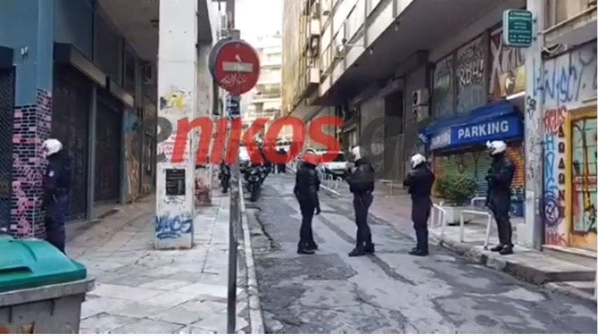 Επέτειος Γρηγορόπουλου: Ένταση και δεκάδες προσαγωγές στα Εξάρχεια – Επεισόδια στα Χανιά – ΦΩΤΟ – ΒΙΝΤΕΟ