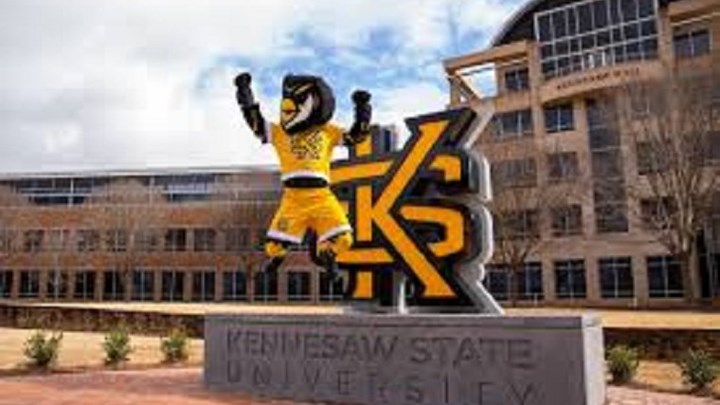 Τζόρτζια: Αναφορές για εισβολή ενόπλου σε Πανεπιστήμιο – Καταφύγιο αναζητούν οι φοιτητές