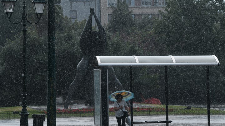 Έκτακτο δελτίο επιδείνωσης του καιρού: Έρχονται βροχές και καταιγίδες – Οι οδηγίες της Πολιτικής Προστασίας