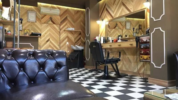 Πότε θα γίνουν οι ανακοινώσεις για κομμωτήρια, εκκλησίες και λιανεμπόριο