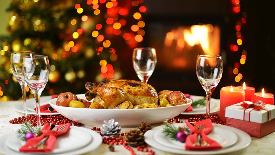 Μπαλάσκας για τα ρεβεγιόν: Δεν μπορούμε να κάνουμε εφόδους στο τραπέζι με τη γαλοπούλα – ΒΙΝΤΕΟ