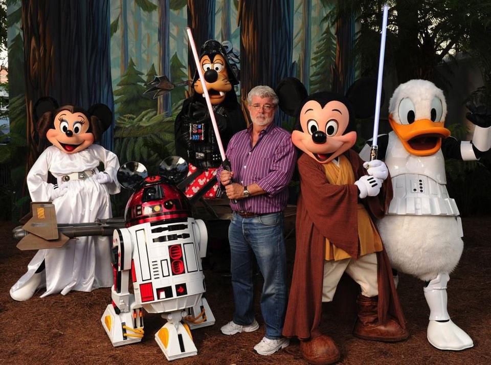 George Lucas: Αυτός είναι ο λόγος που πούλησε τη Lucasfilm και τα Star Wars στην Disney – ΦΩΤΟ