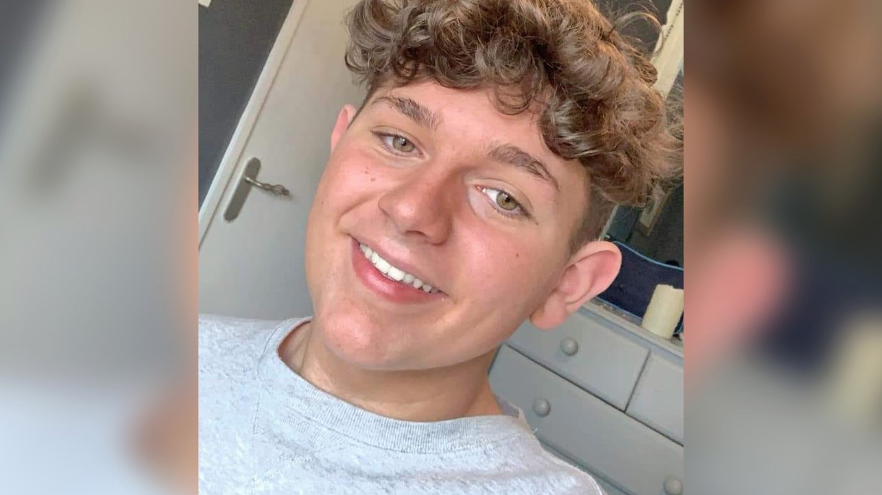 Φρίκη στη Βρετανία: 19χρονος σκότωσε 15χρονο για να μην αποκαλύψει τη σχέση τους