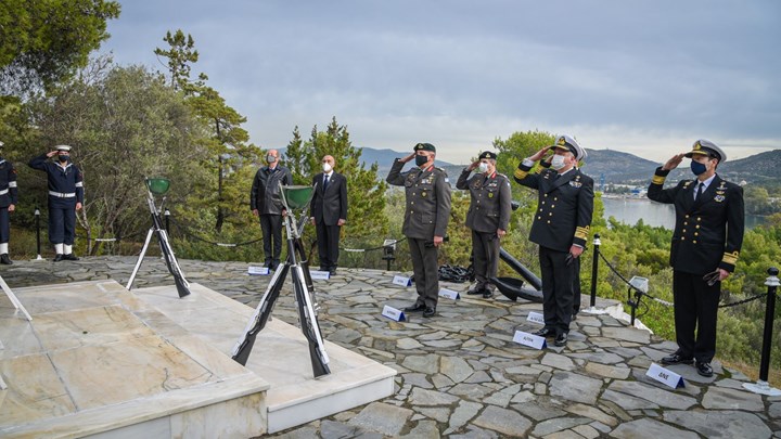 To Πολεμικό Ναυτικό τίμησε τους ήρωές του – ΦΩΤΟ