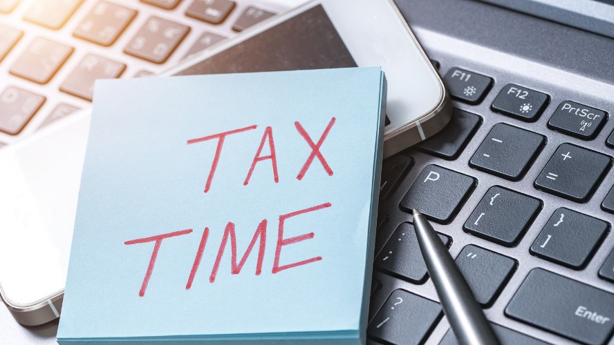 Εφορία: Επτά τρόποι για την κάλυψη των τεκμηρίων – Πώς θα γλιτώσετε νόμιμα την υπερφορολόγηση