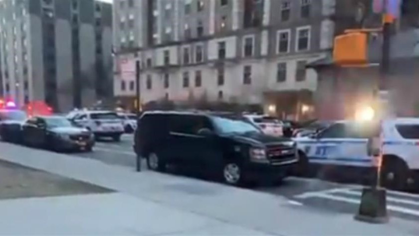 ΗΠΑ: Πυροβολισμοί σε εκκλησία στο Μανχάταν – Τραυματίστηκε ο δράστης – ΤΩΡΑ