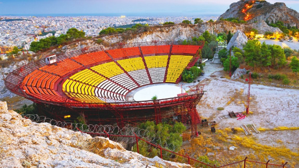 Ο Λυκαβηττός αλλάζει όψη με τρεις παρεμβάσεις