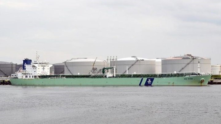 Σαουδική Αραβία: “Εξωτερικής προέλευσης” έκρηξη σε πετρελαιοφόρο στο λιμάνι της Τζέντα