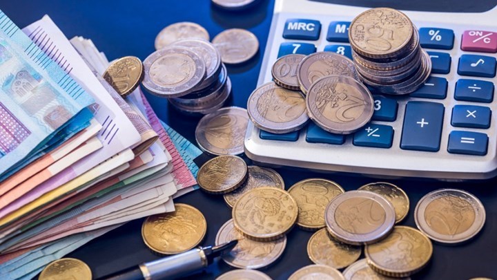 “Βροχή” επιδοτήσεων για μικρομεσαίους: Ποιοι εξασφαλίζουν έως 50.000 ευρώ