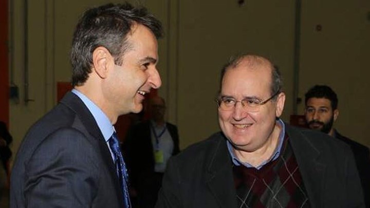 Μητσοτάκης σε Φίλη: “Φορέστε τη μάσκα σας, είστε ευπαθής” – Το τετ α τετ και η δήλωση του βουλευτή του ΣΥΡΙΖΑ