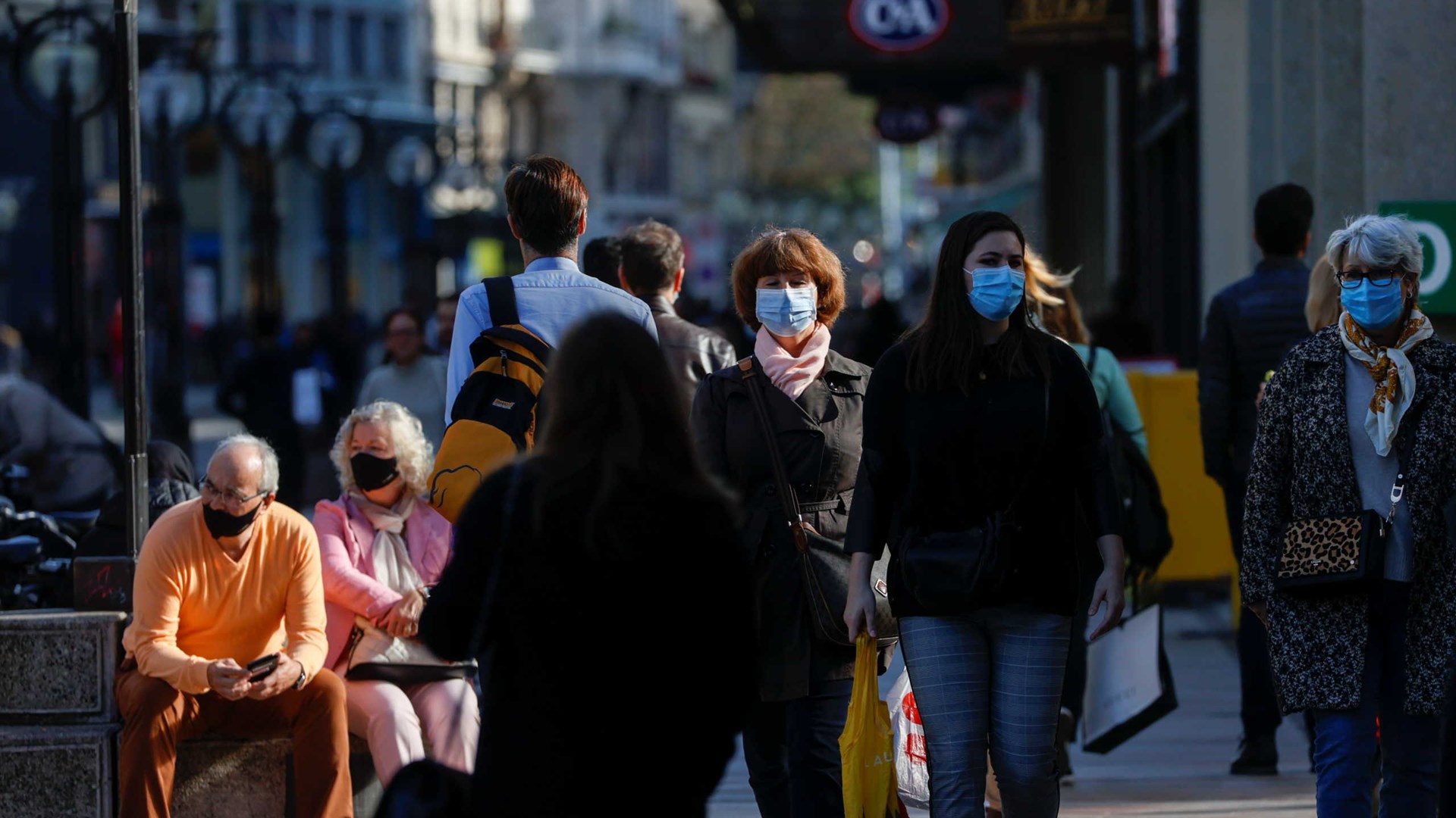 Κορονοϊός-Ελβετία: Κορυφαίος ειδικός εισηγείται αυστηρή καραντίνα για τον περιορισμό της πανδημίας