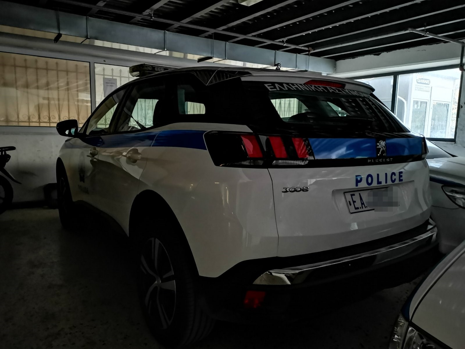 Ειδικοί φρουροί για νέα οχήματα στην ΕΛ.ΑΣ: “Ναι μεν, αλλά…” – ΦΩΤΟ