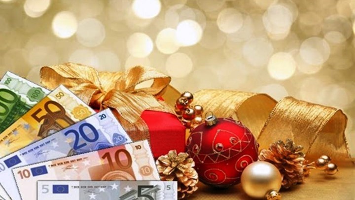 Δώρο Χριστουγέννων: Πώς να το υπολογίσετε μόνοι σας – Ποιοι το δικαιούνται – Όσα πρέπει να γνωρίζετε