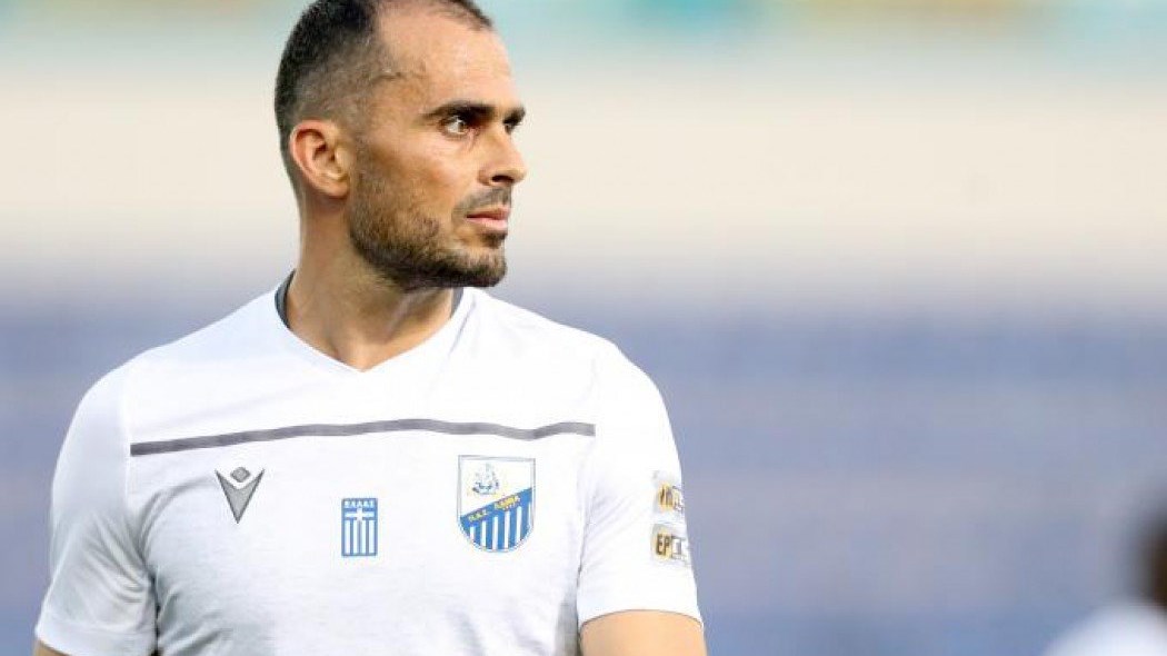 Κορονοϊός: Στο νοσοκομείο ο Λουκάς Βύντρα