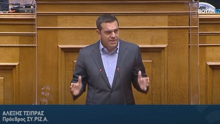 Τσίπρας: Η κυβέρνηση νομοθετεί σαν τον κλέφτη