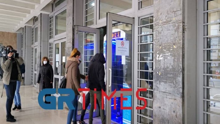 Θεσσαλονίκη: Ελεύθεροι οι επτά ανήλικοι που κατηγορούνται για ασέλγεια σε βάρος 14χρονης