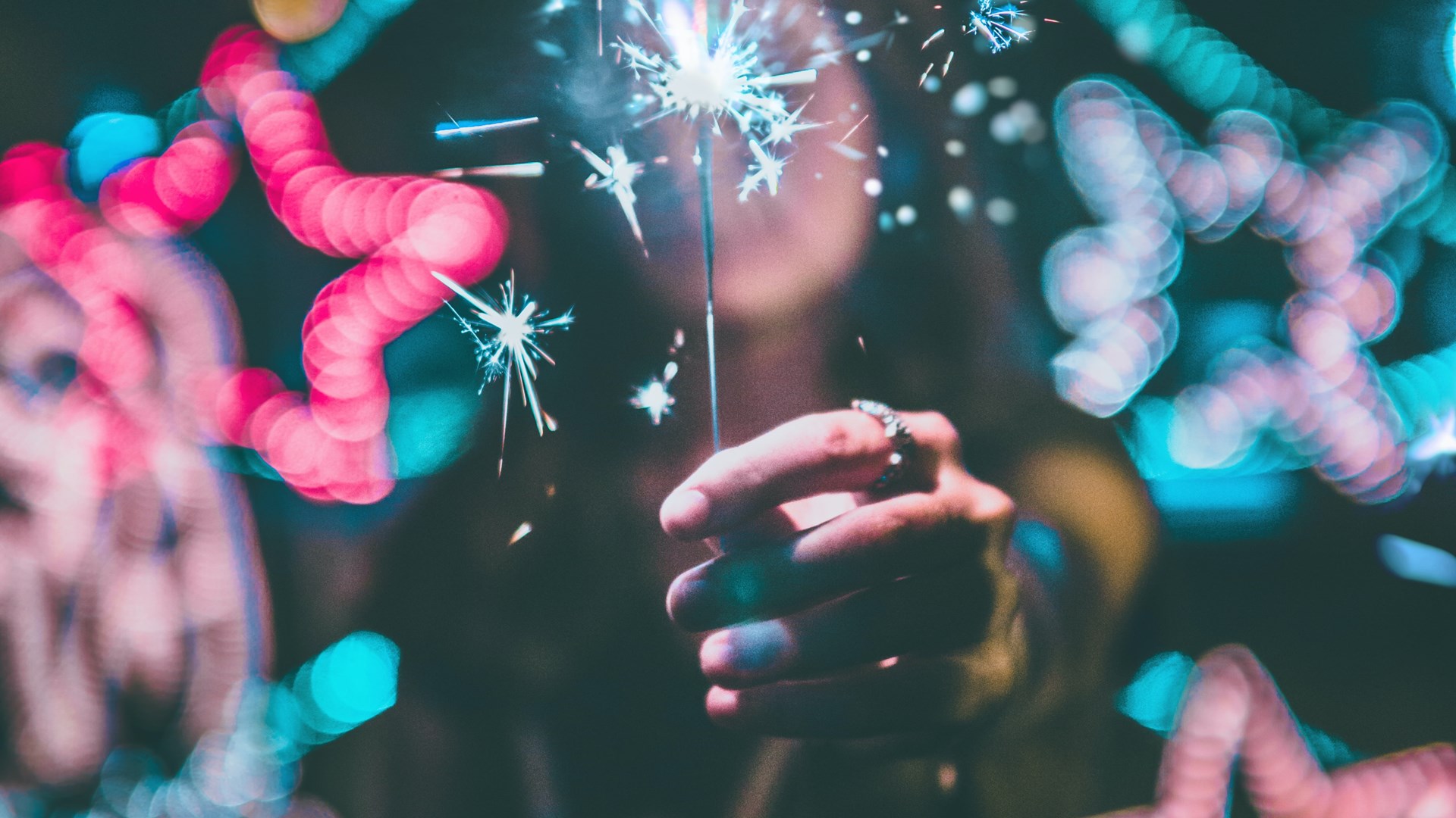 Κορονοϊός: Νοικιάστηκαν ακόμη και σαλέ για ρεβεγιόν – ΒΙΝΤΕΟ