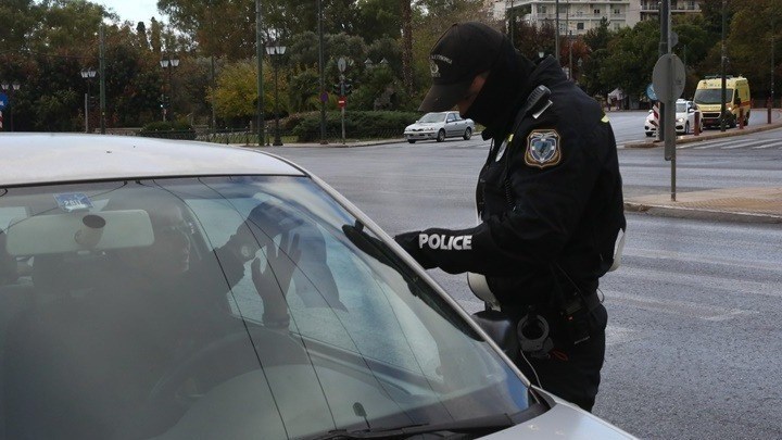 Lockdown: Έκτακτη τηλεδιάσκεψη για την τήρηση των μέτρων την περίοδο των εορτών