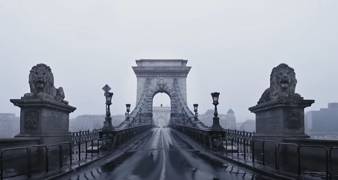 2020: Η χρονιά που φεύγει σε ένα συγκλονιστικό ΒΙΝΤΕΟ διάρκειας 4 λεπτών