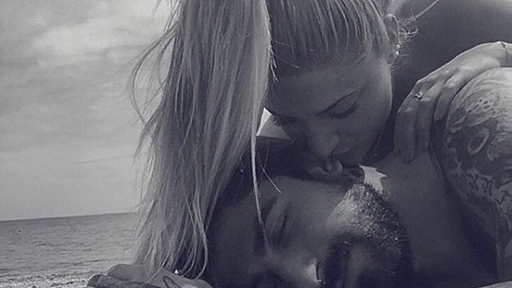 Χώρισαν Τούνη-Σιδεράκης; Το unfollow στο Instagram που “άναψε” φωτιές