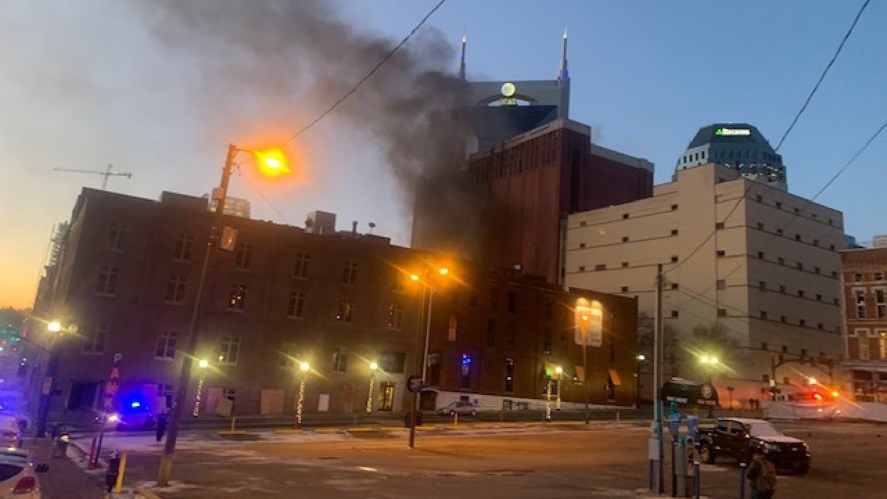 Συναγερμός στις ΗΠΑ: Έκρηξη στο κέντρο του Νάσβιλ – Κτίρια έχουν υποστεί ζημιές – ΦΩΤΟ