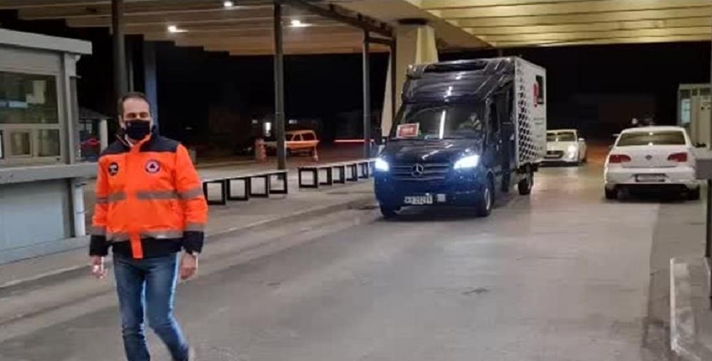 Κορονοϊός: Έφτασαν στην Ελλάδα τα πρώτα εμβόλια – Αντίστροφη μέτρηση για τους εμβολιασμούς