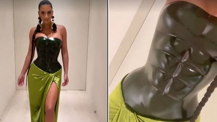 Η Κιμ Καρντάσιαν “έριξε” το ίντερνετ με το φόρεμα και τους… κοιλιακούς – ΦΩΤΟ – ΒΙΝΤΕΟ