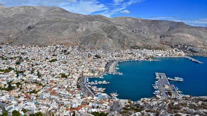 Κορονοϊός: Συναγερμός στην Κάλυμνο για τα κρούσματα έπειτα από αρραβώνα