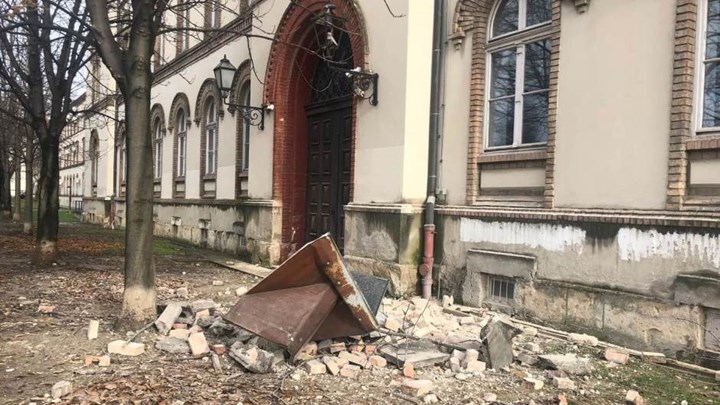 Σεισμός στην Κροατία: Κατέρρευσαν κτίρια – Οι διασώστες ανασύρουν επιζώντες – ΒΙΝΤΕΟ