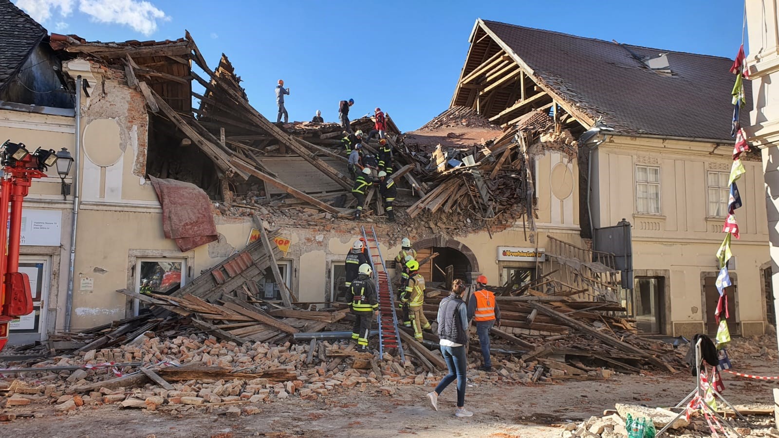 Σεισμός στην Κροατία: Νεκρό 12χρονο παιδί – Συγκλονιστικές εικόνες – ΦΩΤΟ – ΒΙΝΤΕΟ