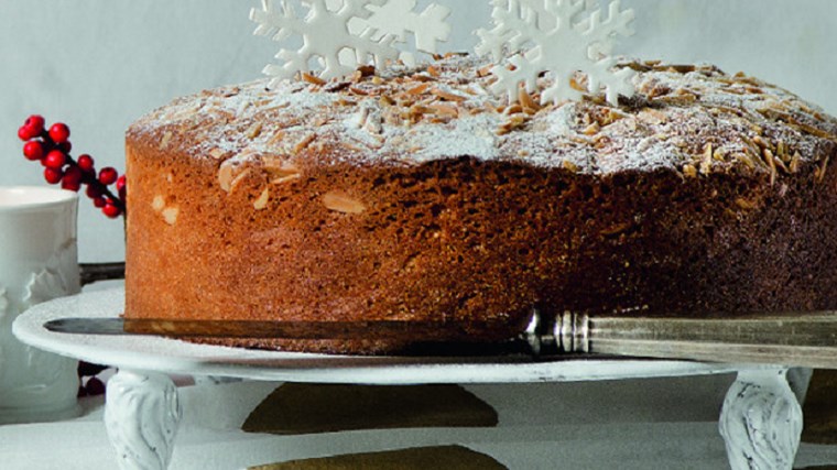 Πώς θα φτιάξεις την τέλεια βασιλόπιτα – Φανταστικές συνταγές από τον Στέλιο Παρλιάρο και τον Άκη Πετρετζίκη