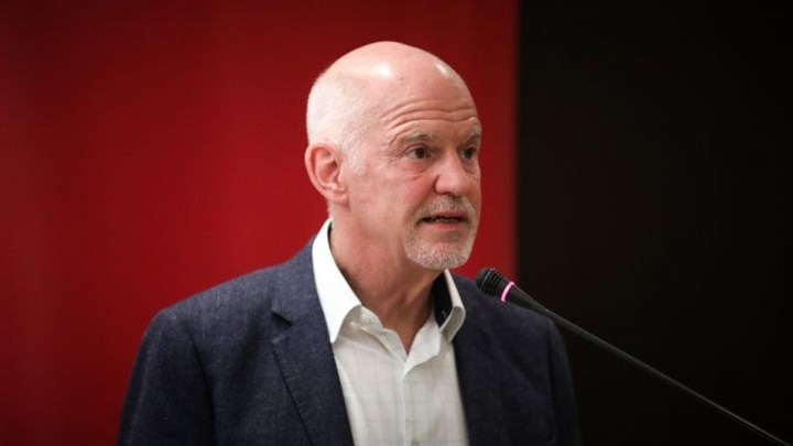 Παπανδρέου για Βαλυράκη: Η συμβολή του στην αλλαγή της χώρας αποτελεί παρακαταθήκη για όλους μας