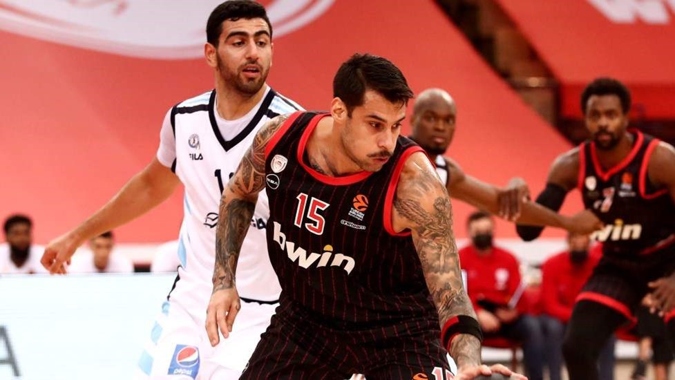 Μακάμπι-Ολυμπιακός 18-13 (10′)