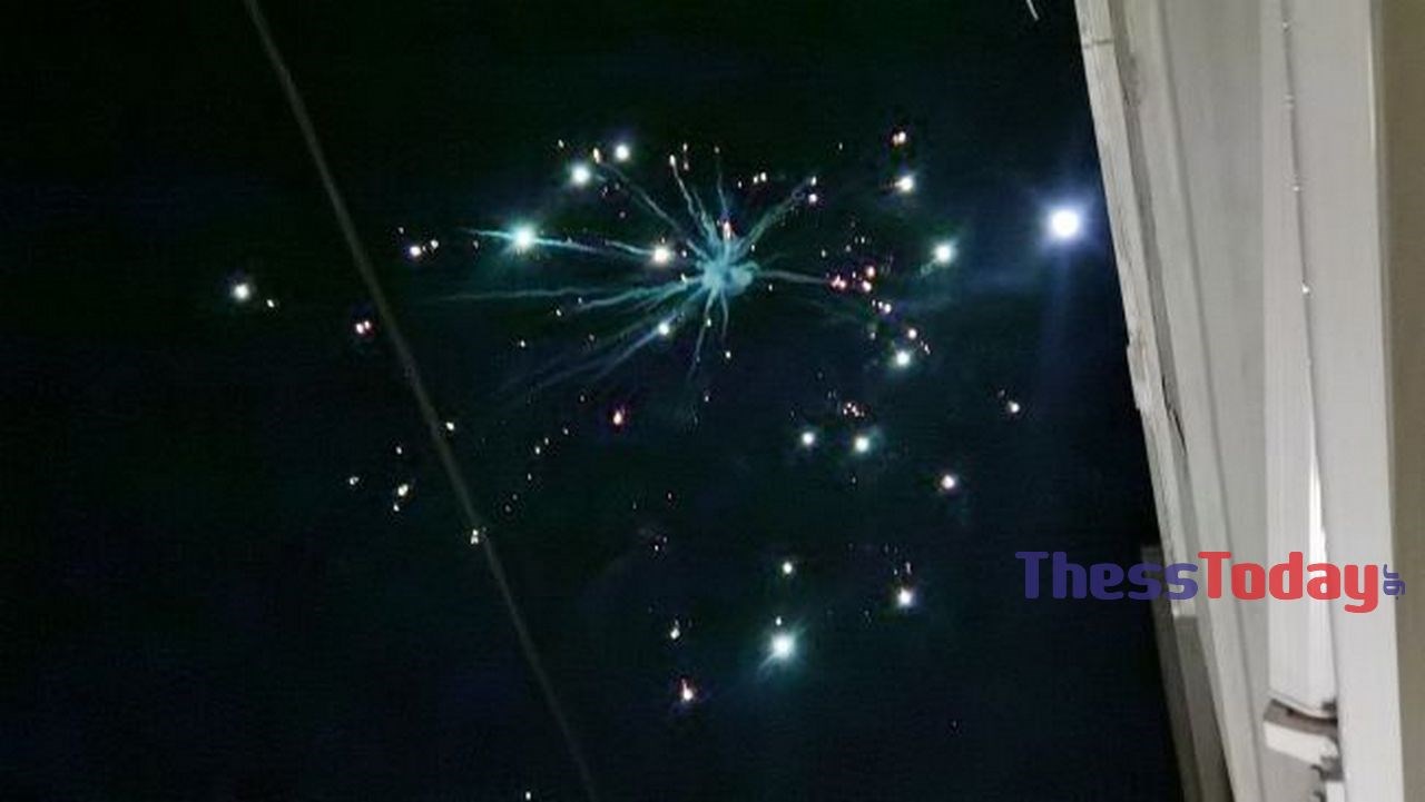 Έγινε η νύχτα… μέρα στη Θεσσαλονίκη για το 2021 – ΒΙΝΤΕΟ