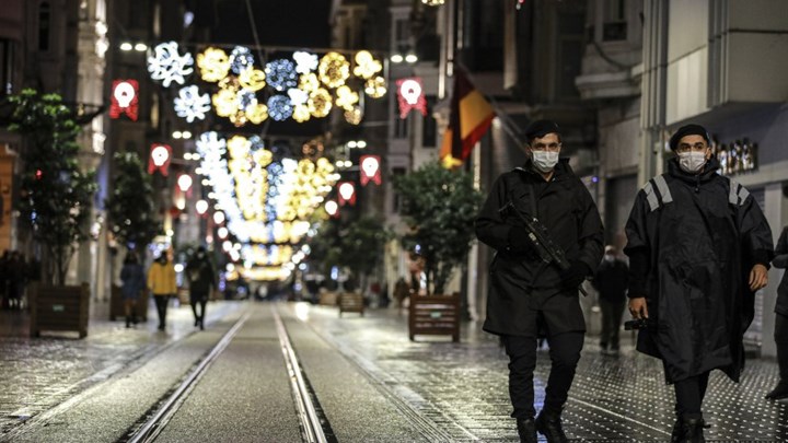 Κορονοϊός – Τουρκία: Εντοπίστηκαν κρούσματα της νέας μετάλλαξης – Απαγορεύει την είσοδο Βρετανών