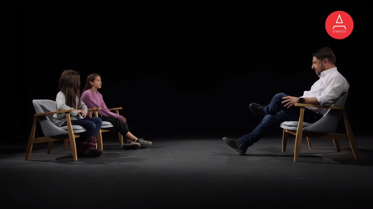 Συνέντευξη Χαρδαλιά σε παιδιά: Τι είπε για Τσιόδρα και lockdown – Γιατί θα πετάξει το κινητό του στο ποτάμι