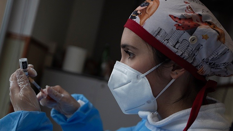 Μεξικό: Στην εντατική με εγκεφαλομυελίτιδα 32χρονη γιατρός μετά τον εμβολιασμό