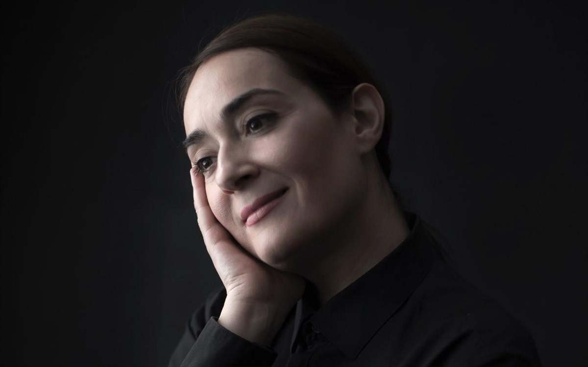 Η Ουζουνίδου πλάι στον Λαζόπουλο στον “Καραϊσκάκη” του Θεοδωρόπουλου