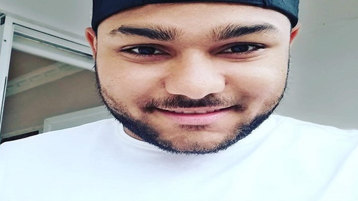 Ηλίας Γιοβανίδης: Ο 24χρονος εθελοντής που συγκίνησε την Ούρσουλα φον ντερ Λάιεν – ΒΙΝΤΕΟ