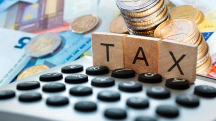 Μειωμένη προκαταβολή φόρου το 2021 για επιχειρήσεις – Τι εξετάζει το οικονομικό επιτελείο