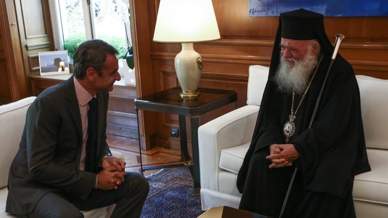 Η απάντηση του Μαξίμου στην Ιερά Σύνοδο: O νόμος δεν εφαρμόζεται κατά το δοκούν