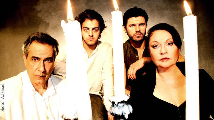 H Παπακωνσταντίνου «επιστρέφει» στο θεατρικό διαμάντι «Με τη σιωπή», μέσω on line streaming