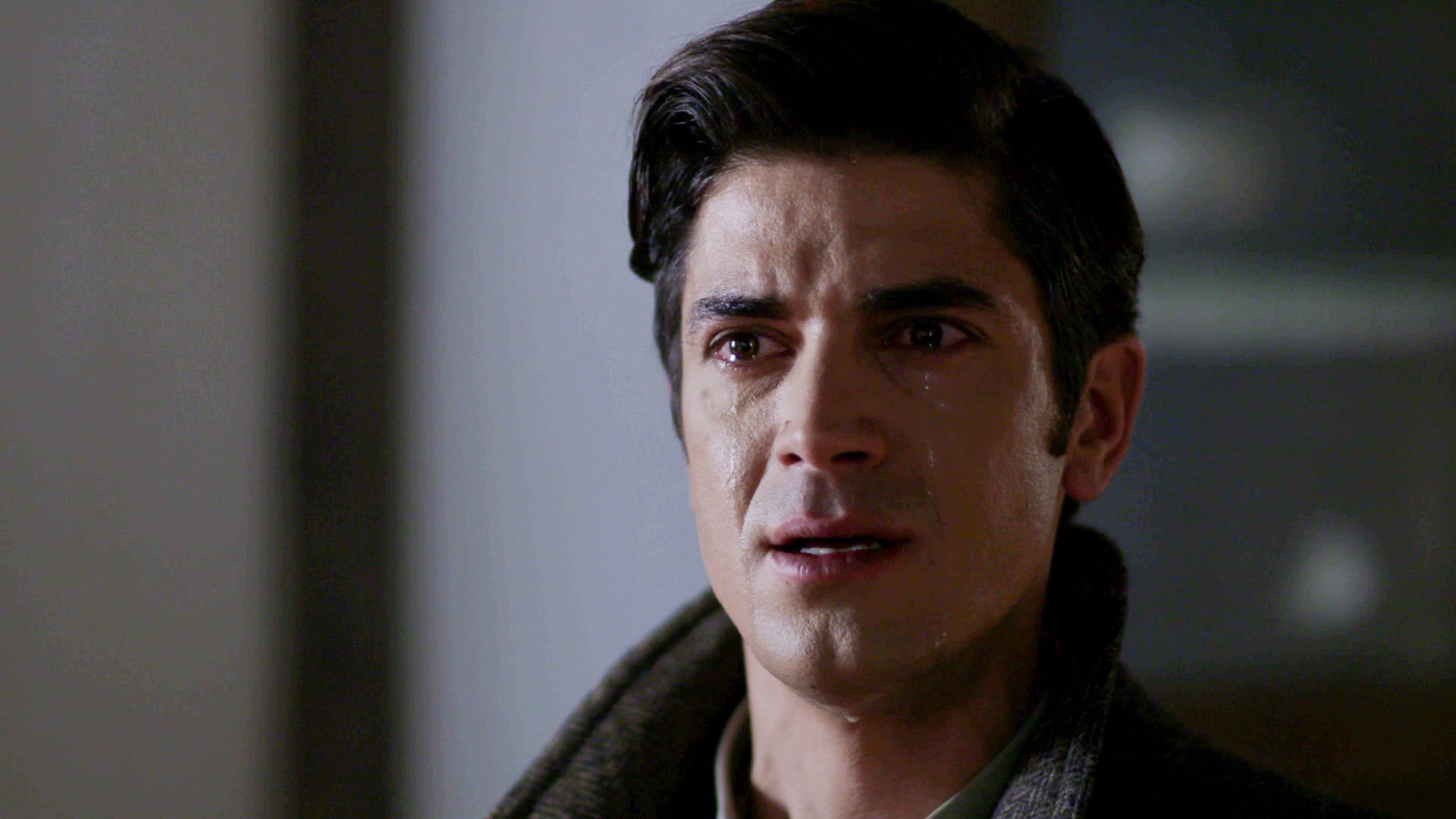 Άγριες Μέλισσες: Ο Λάμπρος μαθαίνει όλη την αλήθεια για τον Βόσκαρη – Θα πάρει τον νόμο στα χέρια του;