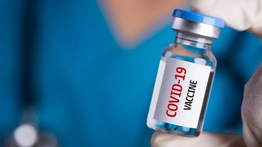 Κορονοϊός: Αντίθετη στις προτάσεις για αλλαγή στις δόσεις των εμβολίων η αμερικανική FDA