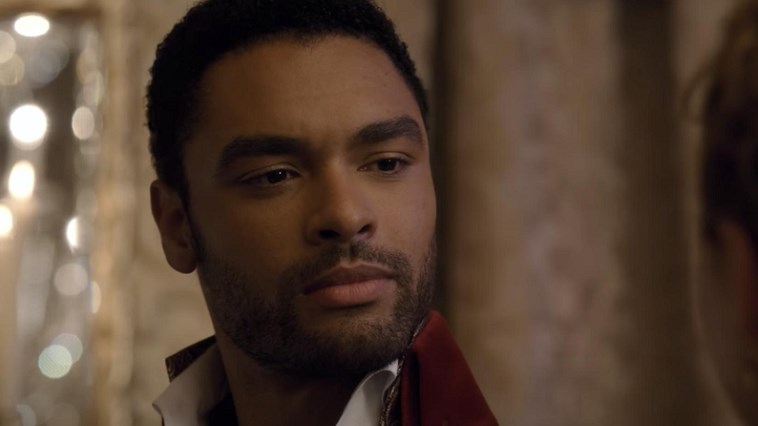 Τζέιμς Μποντ: Από Δούκας στο Μπρίτζερτον… μυστικός πράκτορας 007 – ΦΩΤΟ